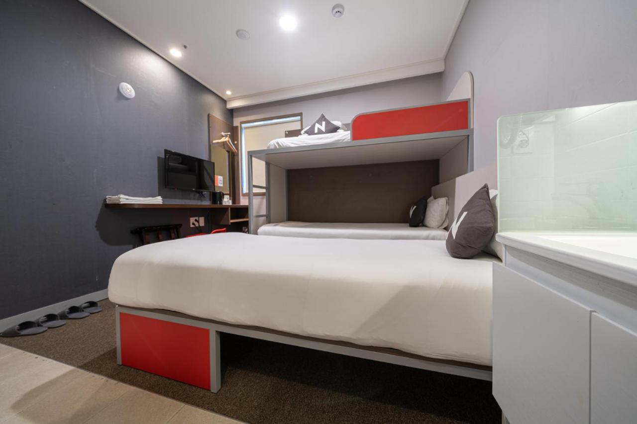 Seoul N Guesthouse Dongdaemoon מראה חיצוני תמונה